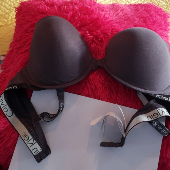Calvin Klein lightly lined demi women Bra - Picture 2 of 4
